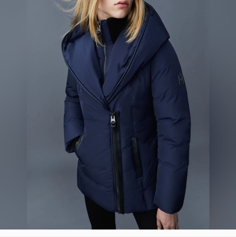 LIKE NEW MACKAGE JACKET
